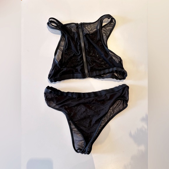 Kendall & Kylie Black Mesh Swimsuit Cover - Picture 2 of 8